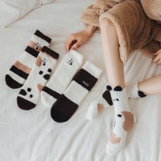 画像1: モコモコ靴下 (1)