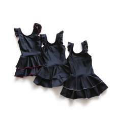 画像5: スクール水着 ワンピース型 フリル肩 School 学校水着 キッズ 女の子用 スカート＆スパッツ型 UPF50+ 紫外線対策加工 女の子 子供用 小学生 中学生 ワンピース UPF50+ 裏地付き ネームタグ付き (5)