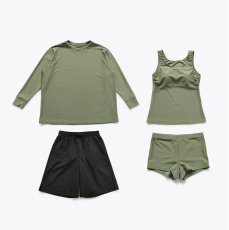 画像14: 水着４点セット ロング袖 体系カバーTシャツ ショットパンツ タントップ ショーツ レデイース水着セット タンキニ水着 レディース 長袖シャツ ラッシュガード ハーフパンツ 4点セットビキニ (14)