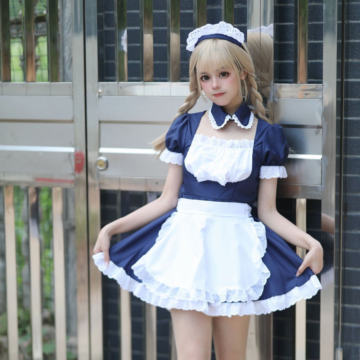 画像1: メイド服  (1)