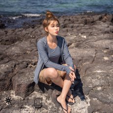 画像15: ファスナーつきラッシュバード とレギンスと布帛パンツとタンキニ上下セットの水着5点セット　水着 レディース ラッシュガード 上下セット 体型カバー セパレート タンキニ 長袖 5点セット フード付き ジップアップ レギンス uvカット upf50+ プール 海 水陸両用 (15)